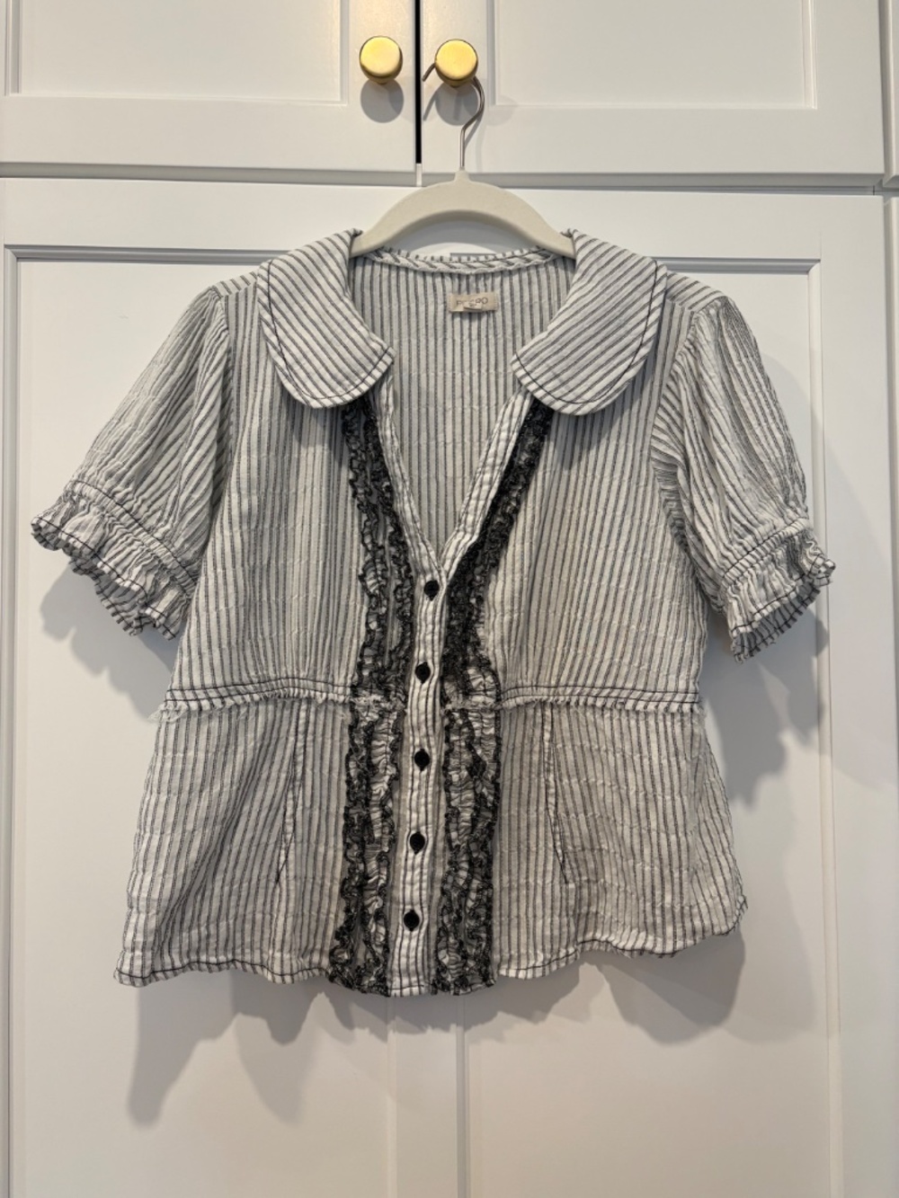 The Keira Collared Button-Front Blouse Tuxedo Edition - Picture 4 of 5